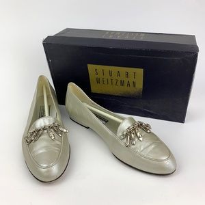 Stuart Weitzman Imelda Silver Oyster w/Shoes Charms Flats Loafers Size 8.5 M Box